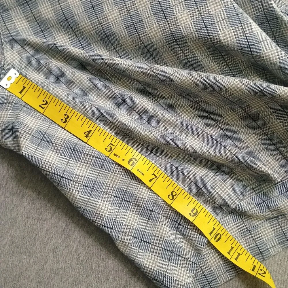 Tommy Bahama Paradise Tech Men 38x10 Inch Gray Plaid Shorts Stretch Nylon Blend